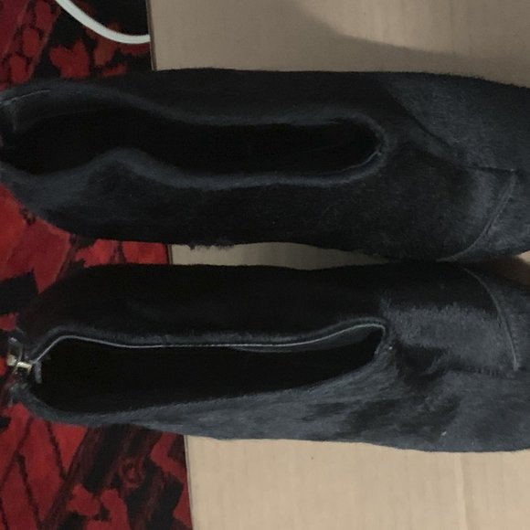 BCBG MAXZRIA PONY HAIR MENDEL WEDGE BOOTIE 9.5 US - Picture 4 of 4